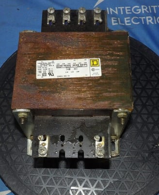 Square D 9070 E0-61 Series B, industrial transformer, .500-.750 KVA, 50/60 Hz - Image 4