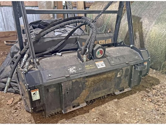 John Deere #333G, track skidder, 100 HP @ 2500 RPM, 30 gallon fuel tank, MH60D mulch head, 2023 - Image 6