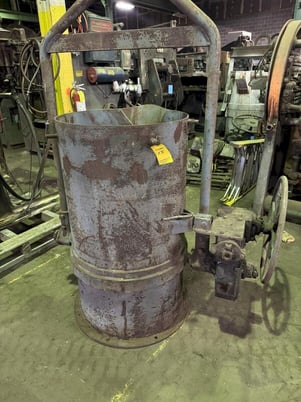 26" x 46" Modern, geared treatment ladle - Image 1