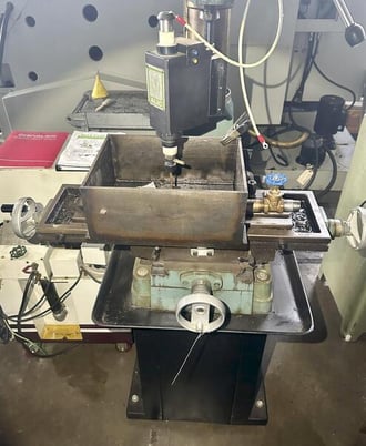 Chevalier #ALIC-1, sinker Electrical Discharge Machine, 14" X, 8" Y, 5" Z, 5.25" x 2.5" magnetic chuck - Image 2