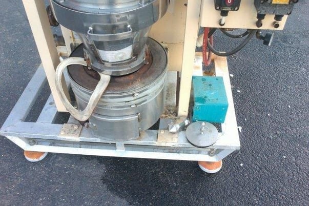 Glatt #WSG5, Stainless Steel Granulating Fluid Bed Dryer, Steam Heated Coil, Internal Blower - Image 3