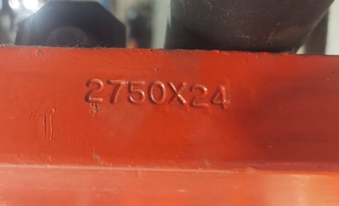 Forklift forks with positioning carriage, 40" L x 4" W x 1-1/4"T forks, 32-1/2"W carriage - Image 8