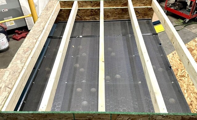 B M & M screen frames, Stainless, unused (10 available) - Image 2