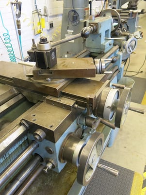 15" x 40" Sheldon #R-15, lathe, 2-1/4" bore, 1250 RPM, AcuRite digital read out, tailstock, Buck Adjust-Tru - Image 4