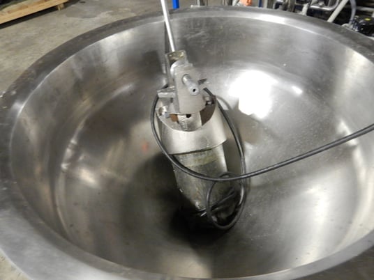 12.5 Gallon (50 Liter) Stainless Steel Feed Hopper - Image 3