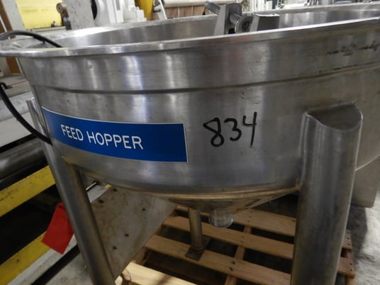 12.5 Gallon (50 Liter) Stainless Steel Feed Hopper - Image 4