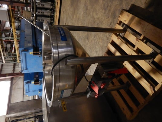 12.5 Gallon (50 Liter) Stainless Steel Feed Hopper - Image 5