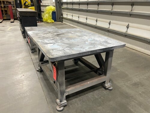 3.33' x 4' x 1.5" Steel table, 29" H - Image 2