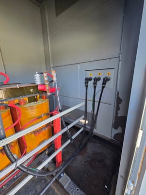 750 KVA 12470 Primary, 600 Secondary, Power Systems enclosed mini substations, 2014 - Image 5