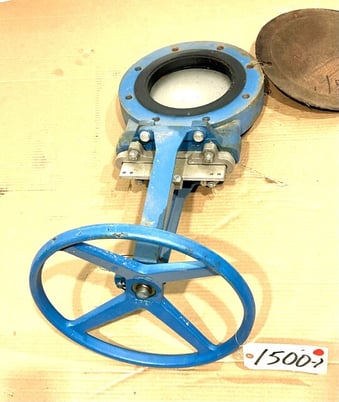 8" Dezurik, manual knife gate valve, Stainless gate, carbon steel body, unused - Image 5