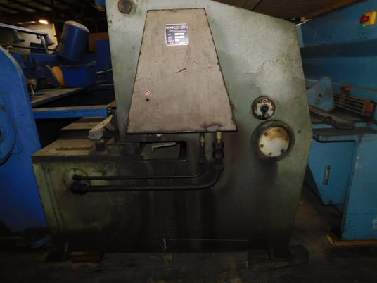 1/4" x 10' Adira #QHO-0630, shear, 30" front operated power back gauge, blade gap adj., 1983 - Image 3