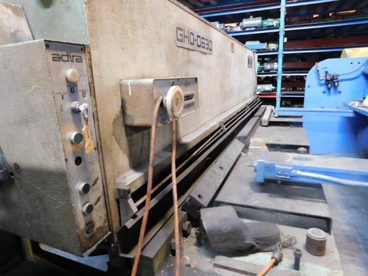 1/4" x 10' Adira #QHO-0630, shear, 30" front operated power back gauge, blade gap adj., 1983 - Image 7