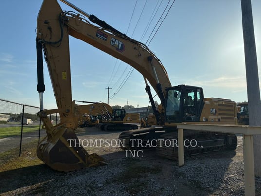 Caterpillar 350, Crawler Excavator, 1436 hours, S/N: YHG10012, 2024 - Image 2