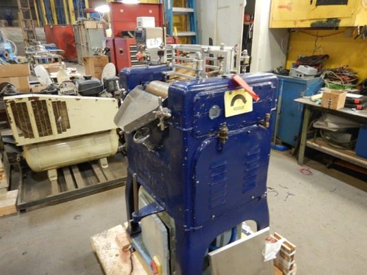 4" x 12" J.h. Day, 3 roll Mill - Image 3