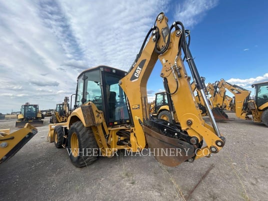 Cat 420F2 E, Backhoe Loader, 749 hours, S/N: HWC04081, 2018 - Image 2