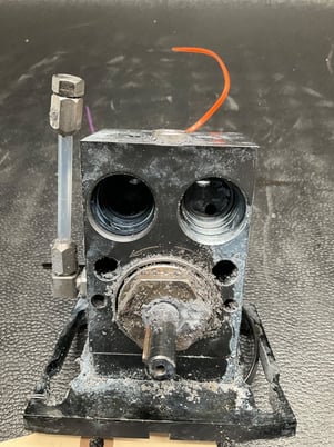 ABB #3HNA011835-001, robotic spray gear pump, 6.0cc - Image 3