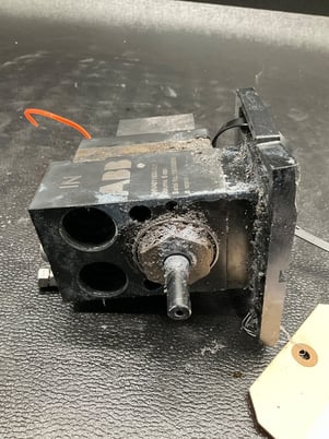 ABB #3HNA011835-001, robotic spray gear pump, 6.0cc - Image 5