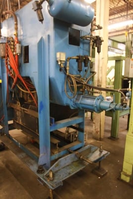 264 KVA Federal, rotary seam welder, 10" wheel, 6" air operated roller bearing, 440 V. - Image 2