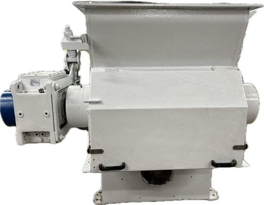 Vecoplan Shredder #RG-32XLM, as is, working condition, free hydraulic pack included - Image 2