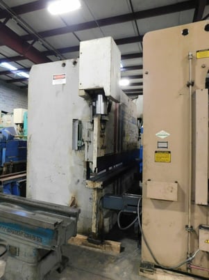 225 Ton, Pacific #J225-12, press brake, 12' overall, die holder, 1998 - Image 3