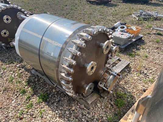 120 gallon Pfaudler, Glass Lined Jacketed Tank, 30" diameter x 33" straight side, 100 psi/FV @ 360&deg;F - Image 4