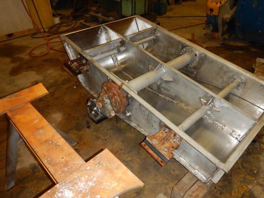 Bird Jonsson #24, Vibrating Screen, Stainless Steel Screen & Clad Tub, w/Manifold, 1/16" Holes - Image 5