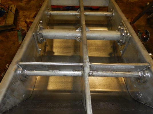 Bird Jonsson #24, Vibrating Screen, Stainless Steel Screen & Clad Tub, w/Manifold, 1/16" Holes - Image 6