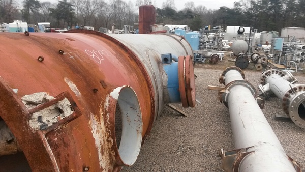 2000 gallon Cryochem, Vertical Stainless Steel Pressure Vessel, 54" diameter x 22' Straight Side, 7/16" Shell - Image 2