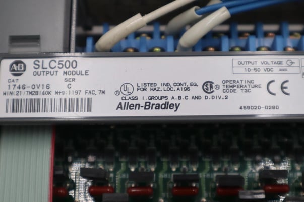 Allen-Bradley Bradley 1746-OV16 Ser. C Output Module SLC 500 1746OV16 AB STOCK K-80-D - Image 2
