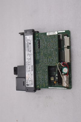 Allen-Bradley Bradley 1747-L551 /A SLC 500 SLC 5/05 CPU Controller Ethernet STOCK 830C - Image 3