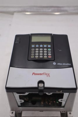 20ad8p0a3aynanc0 Allen-Bradley bradley powerflex 70 5hp ac drive 480 volt stock 3303 - Image 1