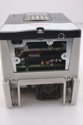 20ad8p0a3aynanc0 Allen-Bradley bradley powerflex 70 5hp ac drive 480 volt stock 3303 - Image 6