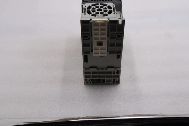 Allen-Bradley BRADLEY 25A-D4P0N104 POWERFLEX 523 1.5kW/2.0HP SER A STOCK #1891 - Image 7
