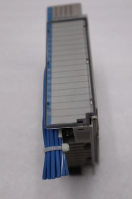 1769-iq16 Allen-Bradley bradley input module series a stock k-36-a - Image 1