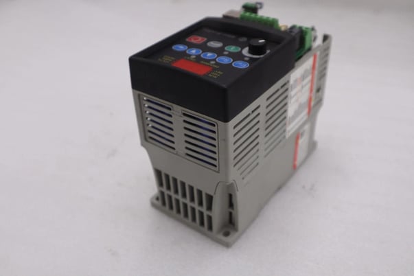 Allen-Bradley Bradley 22A-D2P3N104/A PowerFlex 4 AC Drive 480V 3Ph 1HP 2.3A STOCK H89A - Image 3