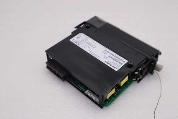 Allen-Bradley Bradley 1756-IT6I2 Ser A ControlLogix 6-Channel Analog Input Module #H113A - Image 4