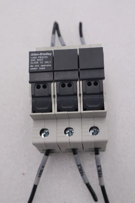 Allen-bradley 1492-fb3c30 series b 30a 600v class cc fuse holder stock #k-579a - Image 1