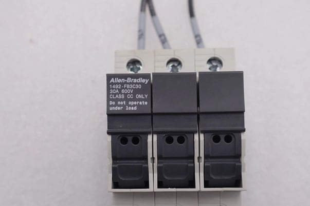 Allen-bradley 1492-fb3c30 series b 30a 600v class cc fuse holder stock #k-579a - Image 6