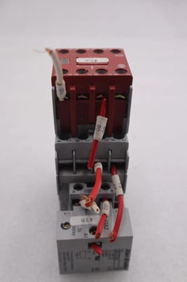 Allen-Bradley 700-CF310 SER A Used Safety Control Relay Contractor #K-754-A - Image 5