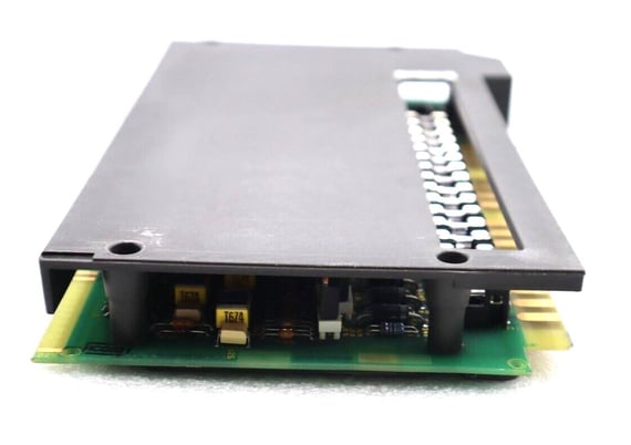 Allen-Bradley bradley 1771-0q16 series b isolated dc output module 10-32vdc #l-526 - Image 3