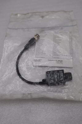 New Allen-Bradley bradley 42kl-p2lb-f4 retroreflective sensor stock h150a - Image 1