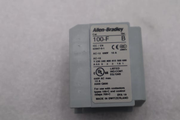 Allen-Bradley 100FA11 Auxiliary Contact NEW OPEN BOX K-3254 662072612736 - Image 2