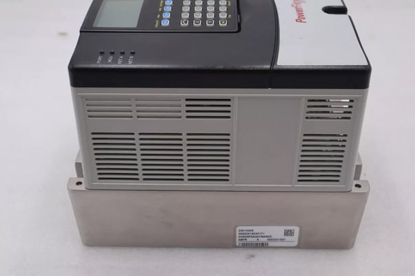 20ad8p0a3aynanc0 Allen-Bradley bradley powerflex 70 5hp ac drive 480 volt stock 3302 - Image 4