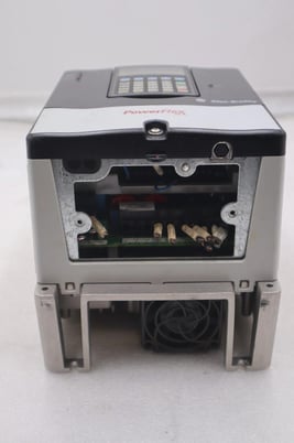 20ad8p0a3aynanc0 Allen-Bradley bradley powerflex 70 5hp ac drive 480 volt stock 3302 - Image 6