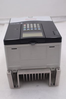 20ad8p0a3aynanc0 Allen-Bradley bradley powerflex 70 5hp ac drive 480 volt stock 3302 - Image 7