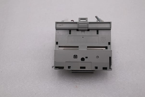 Allen-Bradley 1794-TB3 SER A Flex Terminal Base Module #761 - Image 3