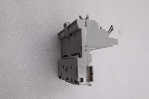 Allen-Bradley 1794-TB3 SER A Flex Terminal Base Module #761 - Image 4