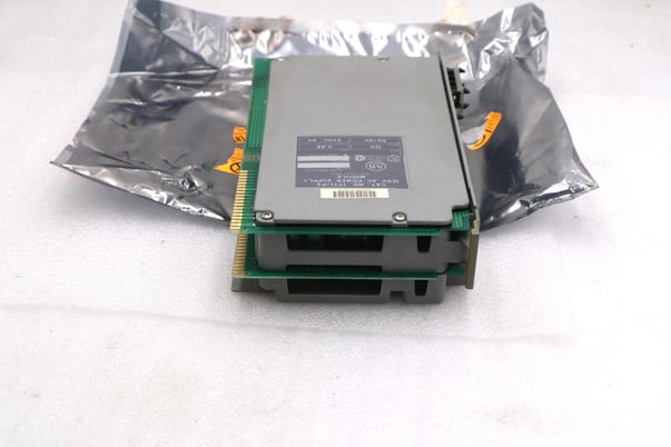 Allen-Bradley bradley 1771-p4 120v ac power supply module #k-166a - Image 2
