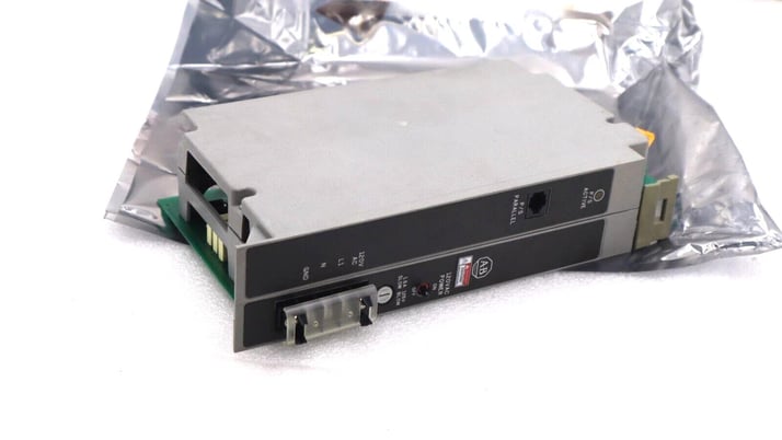 Allen-Bradley bradley 1771-p4 120v ac power supply module #k-166a - Image 4
