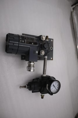 Fisher Type 646/ F001447257 20 mADC 30 VDC Transducer UNIT STOCK 3779A - Image 5